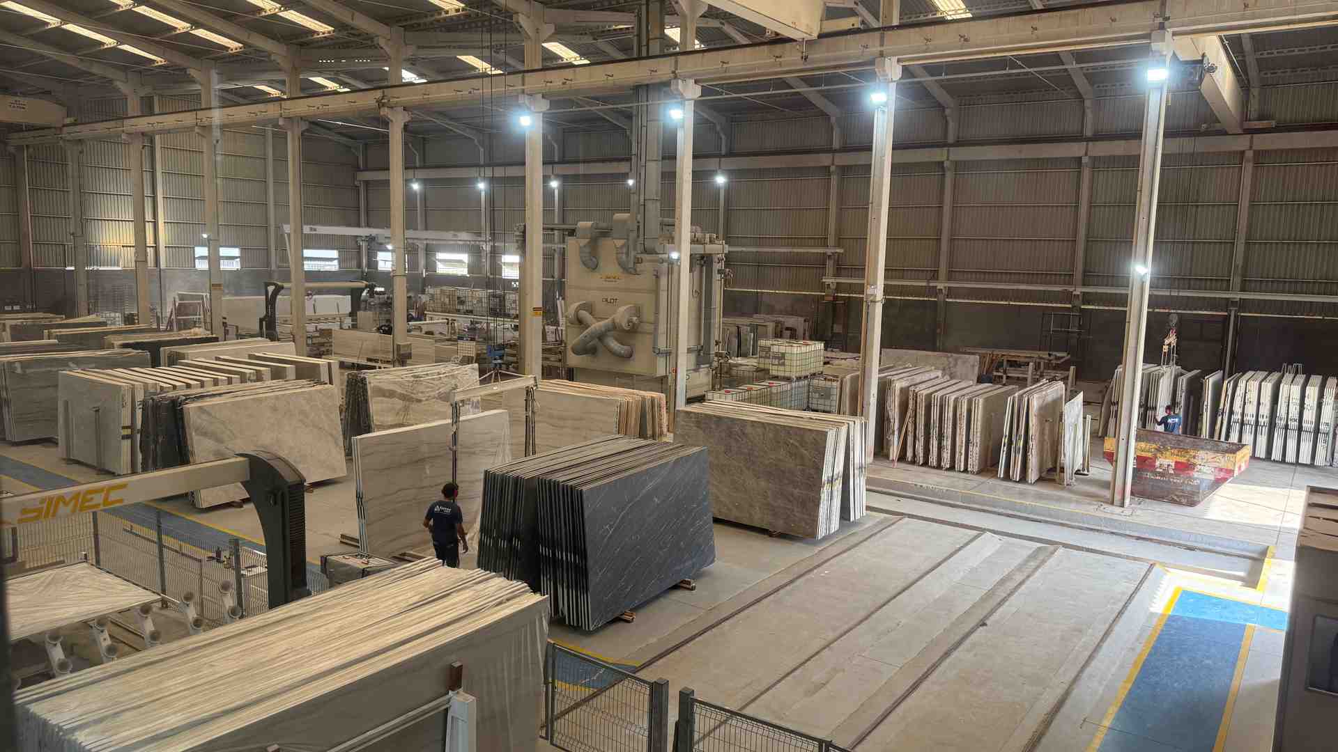 Ferraz Brasil plant interior with marble and quartzite slabs