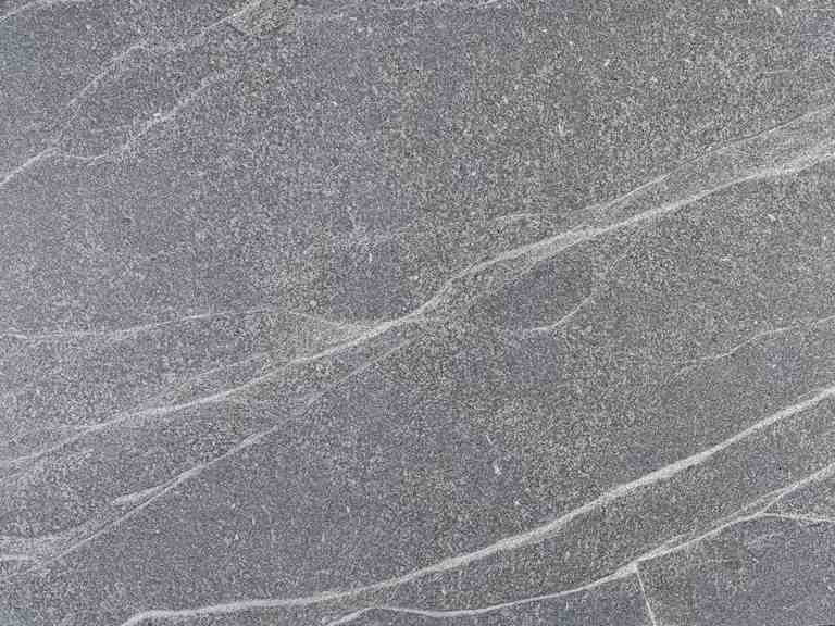 Silver Grey — Detail
